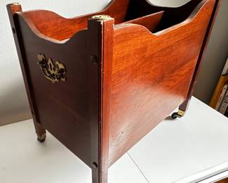 Ethan Allen Magazine Rack On Casters
Lot #: 50