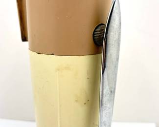 Vintage 1960s Dazey Wall Mounting Ice Crusher
Lot #: 68