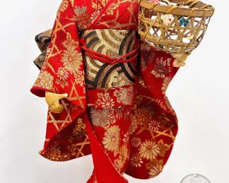 2 Vintage Japanese Geisha Doll Figurines, 1 Miniature
Lot #: 22