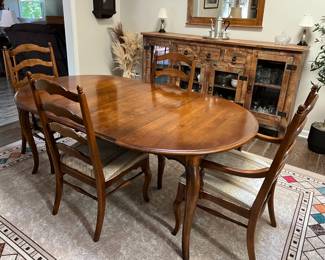 Ethan Allen dining room table with leaf and 4 chairs