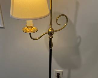 Sliding brass pole lamp
