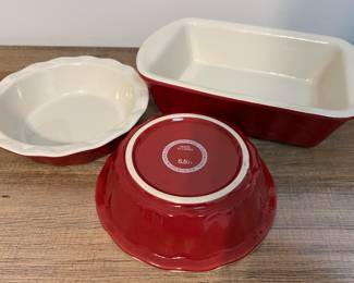 Stoneware bakeware