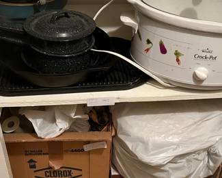 Cock-pot and enamel cookware