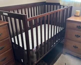 Baby crib