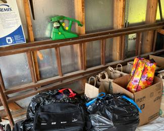 Vintage wooden extension ladder 