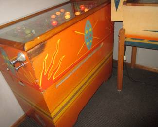 Vintage pre-war pinball machine - works!