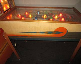 Vintage pre-war pinball machine - works!