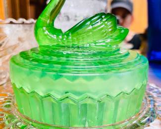 Sweet Jeanette Glass Swan Lipstick Holder