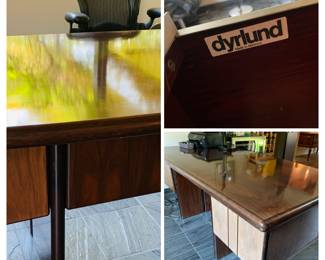 Teak Desk by Dyrlund “Selency”