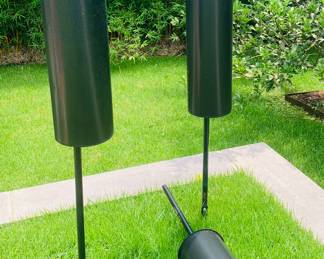 squirrel baffles for bird feeders