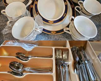 Flatware sets, Fine China