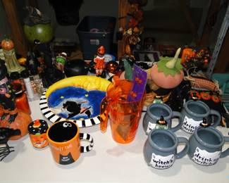 All the Halloween cups and magic potions mugs are here!!