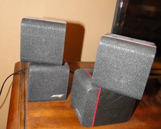 4 cube speakers