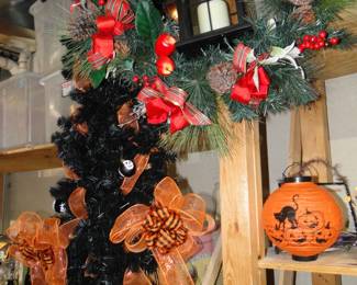 Ribbons, wreaths, globes and more