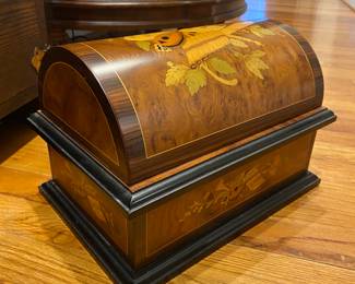 Inlayed Music Box