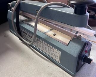 Laminate sealer located in garage