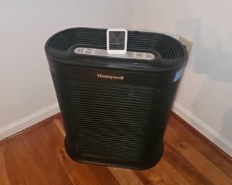 Honeywell HEPA air filter