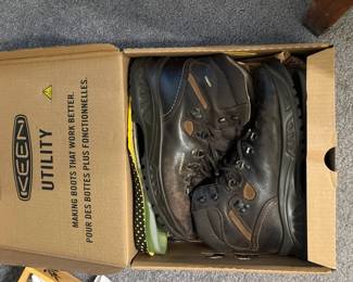 1 pair available.  Entry level.  View 1 of 2