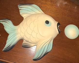 MCM Chalkware Fish & Bubble