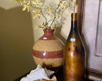 Painted Wine Bottle, Painted Wine Bottle, Porcellane D'arte Painted Shell