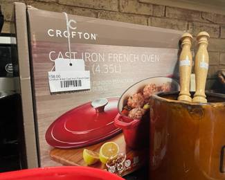 Crofton 4.6qt Cast Iron French Oven