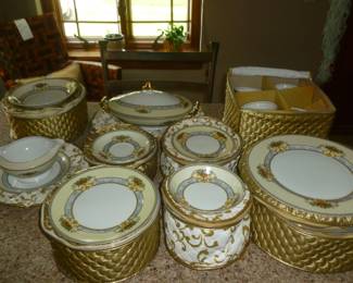 Large Set Meito China