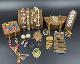 Vintage Costume Jewelry - Park Lane, 925, Enamel Panel Bracelet	