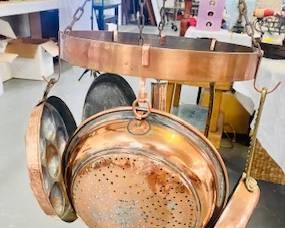  6PCS COPPER COOKWARE & HANGING KITCHEN RACK