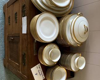 set of royal Bavarian hutschenreuther china