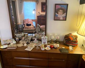 mid century dresser with mirror- matches a highboy