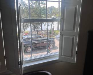 Light post may be for sale. Pair…. 