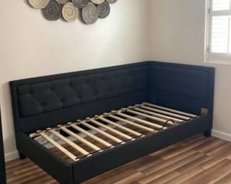 Day Bed And Decor