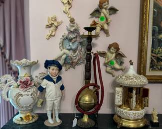 Victorian style wall decor