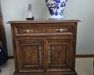 Drexel Nightstand 17in. x 25in.