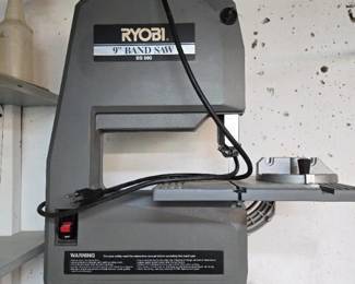 Ryobi 9 in Band Saw