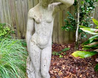 Concrete Lady These statues are about 4 feet high $120