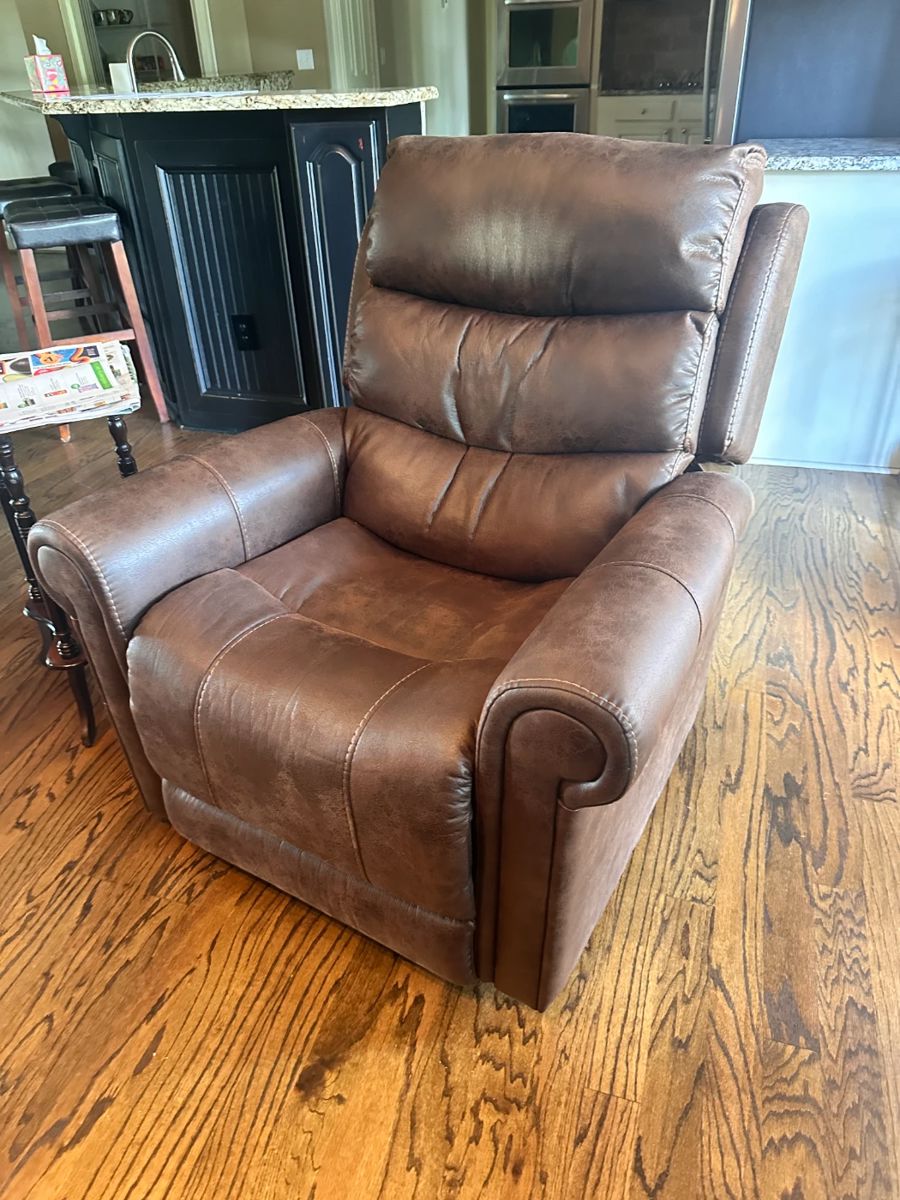 Estate Sale Bethelview Road Cumming GA starts on 6/7/2024