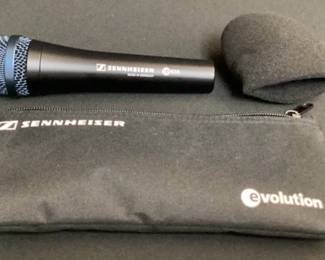 Sennheiser E935 Microphone With Case