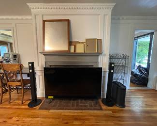 Art frames and mirrors