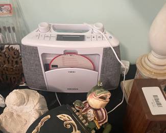 JENSEN Portable Bluetooth CD Music System - White (CD-565)