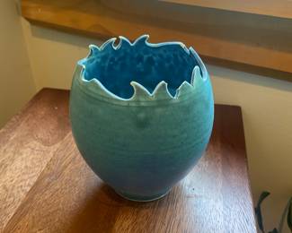 Vintage Hand Thrown Artist Russell Spillman Signed Pottery Bowl