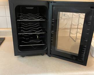 Ionchill 6-Bottle Wine Cooler