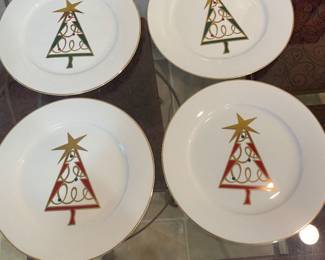 Pier 1 Christmas Tree Holiday Plates Dessert Salad Green and Red Gold Star - Set of 4 -