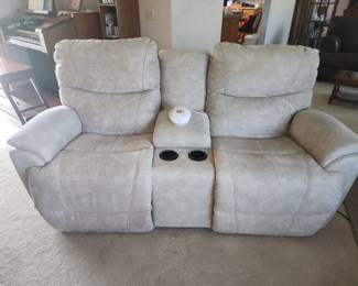 Power reclining loveseat