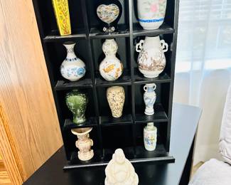 Small Oriental Vases with Shelf