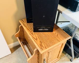 External Speakers, Side Table