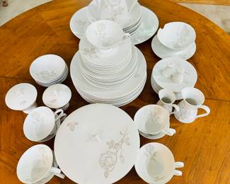 Rosenthal China, Continental Classic Rose 68 Piece