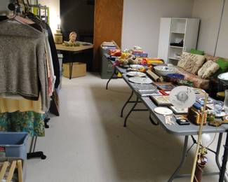 Lots of floor lamps, and other proper lamps for table top