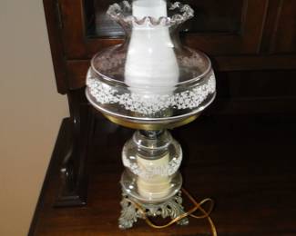 Electric oil lamp