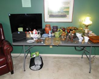 Lots of great fun finds at this sale, including that blow up mattress you see there on the floor, complete with pump too